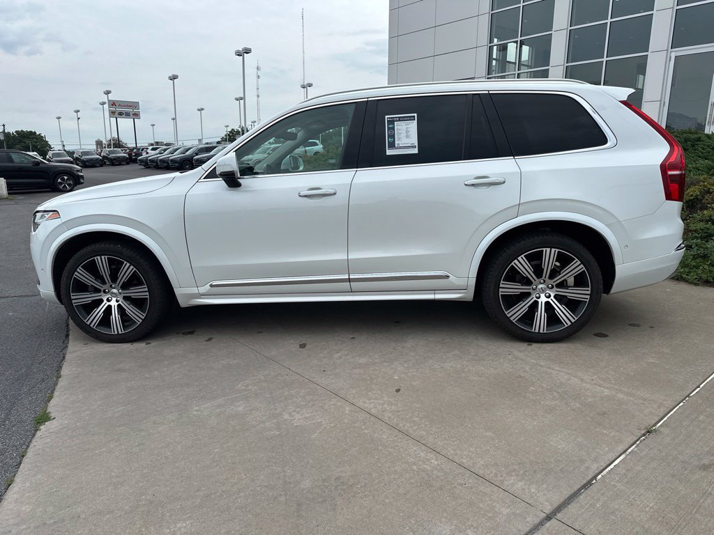 Used 2022 Volvo XC90 T6 Inscription w/ Lounge Package AWD/4WD image 9