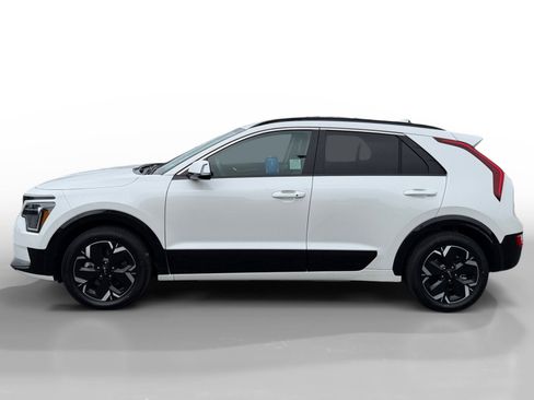 Used 2024 Kia Niro Wind FWD image 2