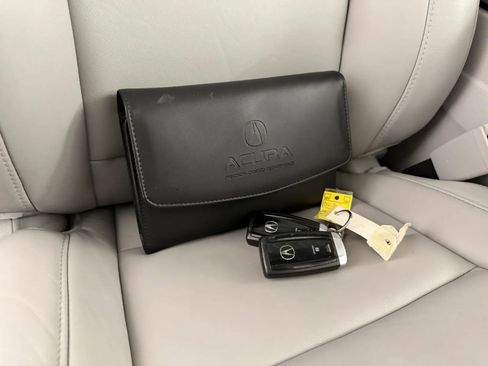 Used 2020 Acura MDX SH-AWD image 42