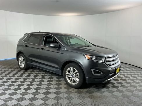 Used 2018 Ford Edge SEL w/ Canadian Touring Package AWD/4WD image 3