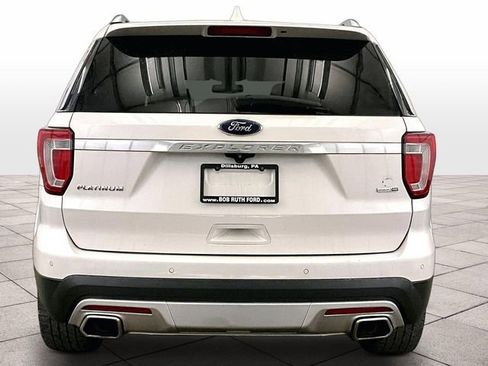 Used 2017 Ford Explorer Platinum AWD/4WD image 4