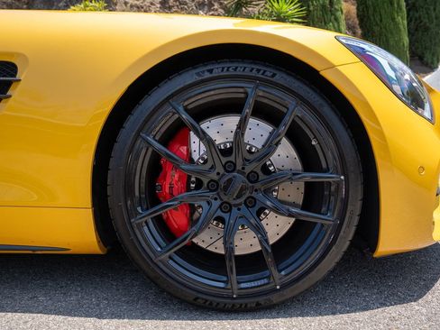 Used 2018 Mercedes-Benz AMG GT C image 10