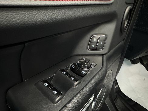 Used 2023 Ford Expedition Limited image 17