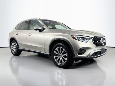 Used 2023 Mercedes-Benz GLC 300 w/ Exclusive Trim Package image 3