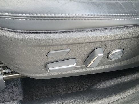 Used 2022 Hyundai Santa Fe Calligraphy image 21