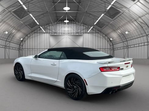 Used 2017 Chevrolet Camaro SS image 3