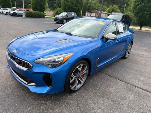 Used 2021 Kia Stinger GT AWD/4WD image 9