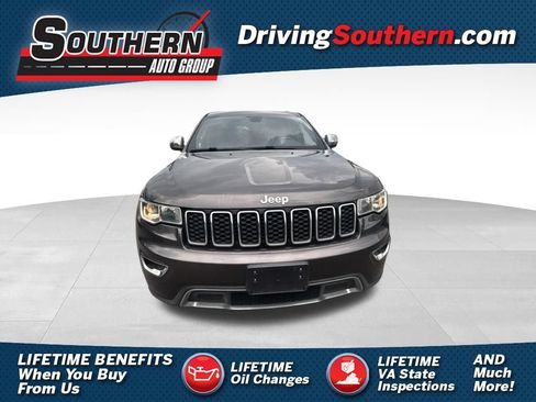 Used 2017 Jeep Grand Cherokee Limited AWD/4WD image 1