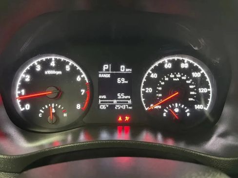 Used 2022 Hyundai Accent SE FWD image 11