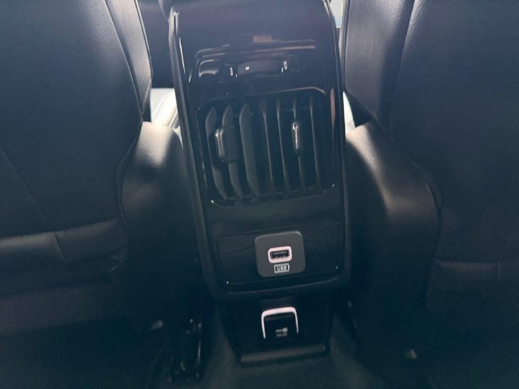 New 2026 Jeep Compass Latitude AWD/4WD image 22