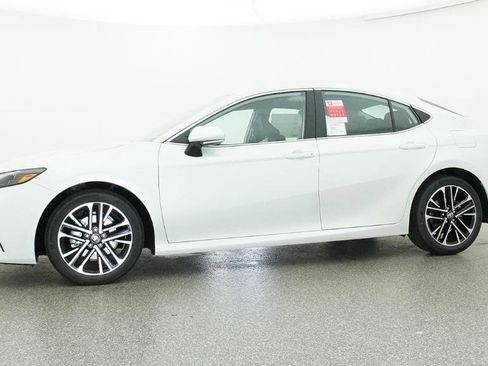 New 2026 Toyota Camry XLE image 19