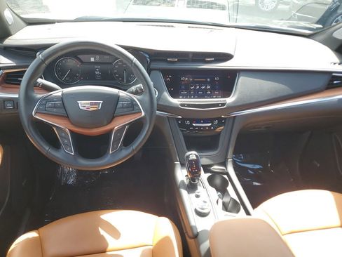 Certified 2024 Cadillac XT5 Premium Luxury image 17