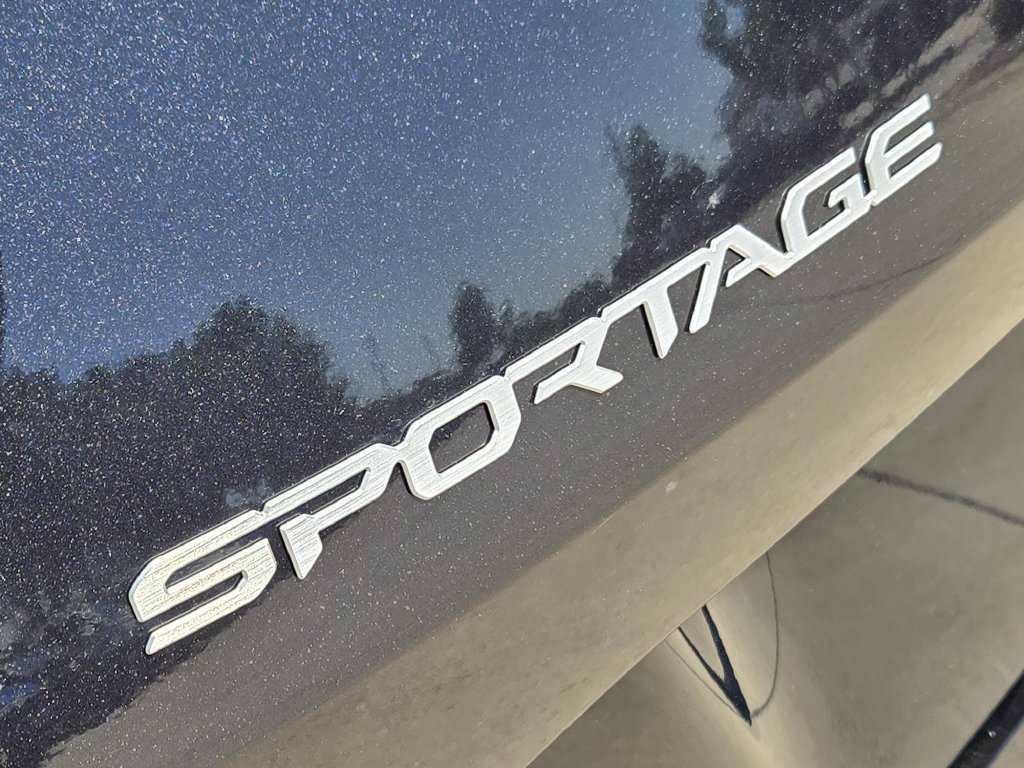 New 2026 Kia Sportage SX FWD image 8