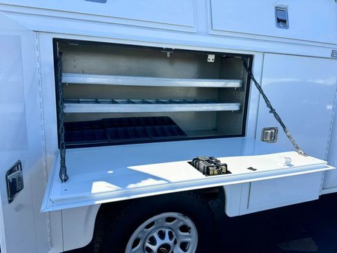 Used 2015 Chevrolet Silverado 3500 W/T image 34