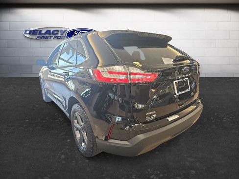 Used 2022 Ford Edge SEL w/ Sport Appearance Package AWD/4WD image 5