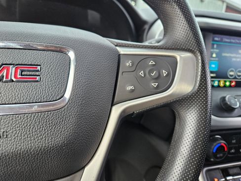 Used 2021 GMC Acadia SLE w/ Driver Convenience Package FWD image 13
