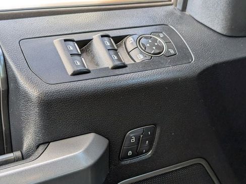 Used 2017 Ford F150 Raptor w/ Equipment Group 802A Luxury image 20