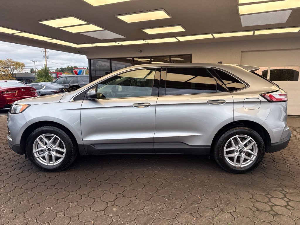 Used 2024 Ford Edge SEL w/ Convenience Package AWD/4WD image 9