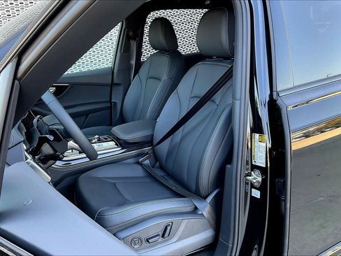 New 2026 Audi Q7 Premium Plus image 9
