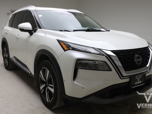 Used 2023 Nissan Rogue SL w/ SL Premium Package FWD image 7
