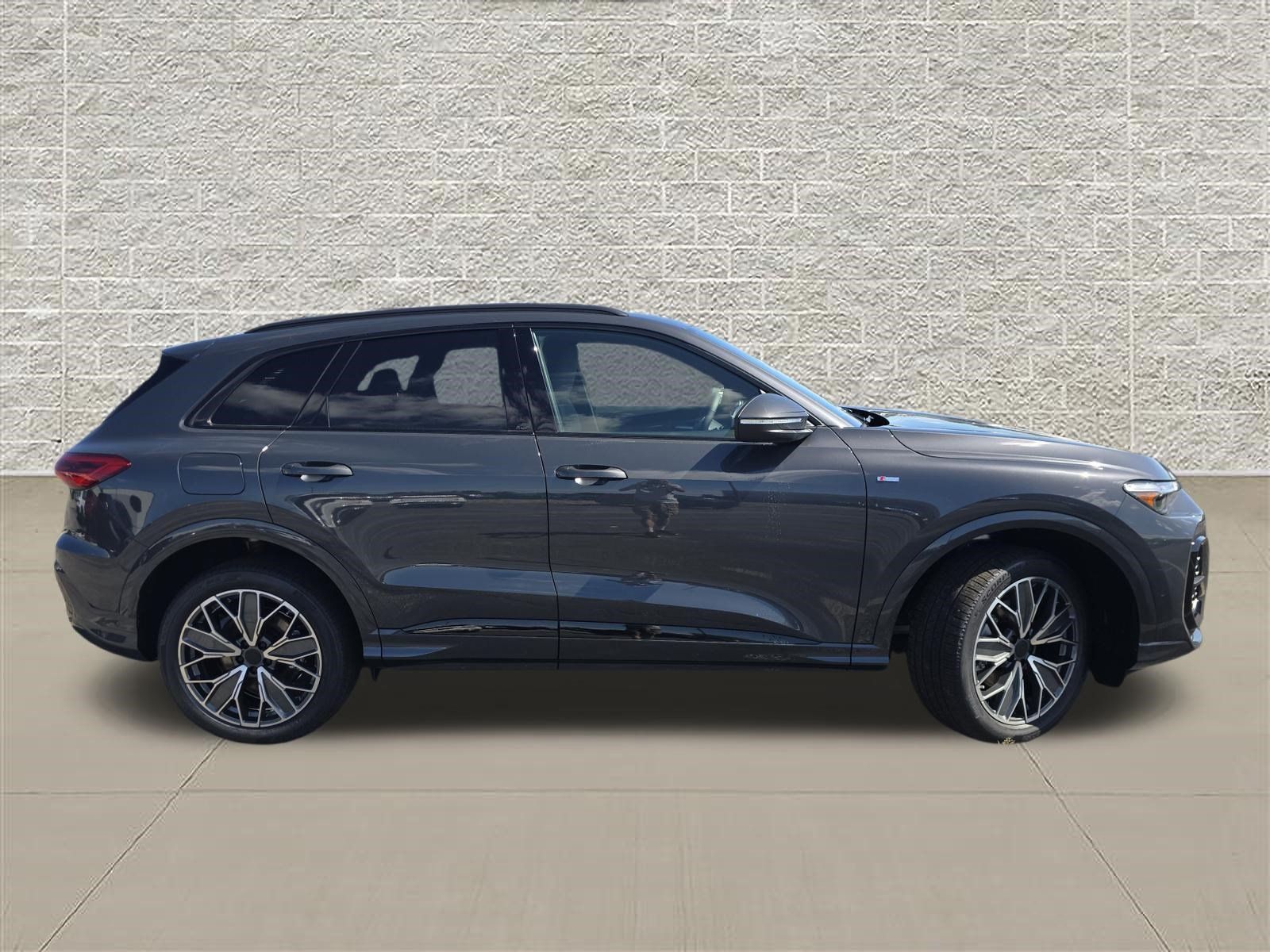 New 2026 Audi Q5 Premium Plus AWD/4WD image 8