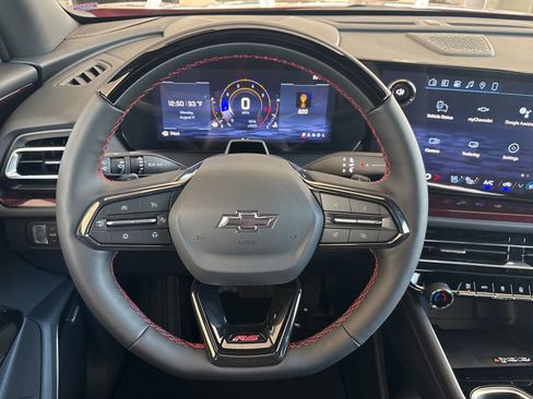 New 2026 Chevrolet Traverse RS w/ LPO, Floor Liner Package image 17