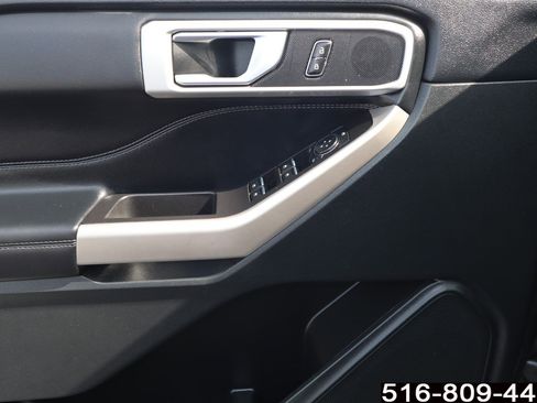 Used 2023 Ford Explorer XLT w/ Equipment Group 202A image 18