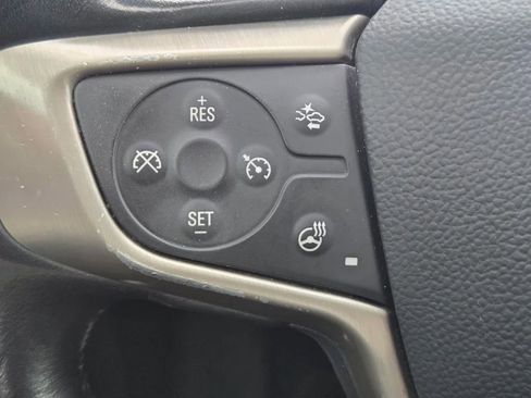 Used 2022 GMC Acadia Denali w/ Denali Technology Package image 16