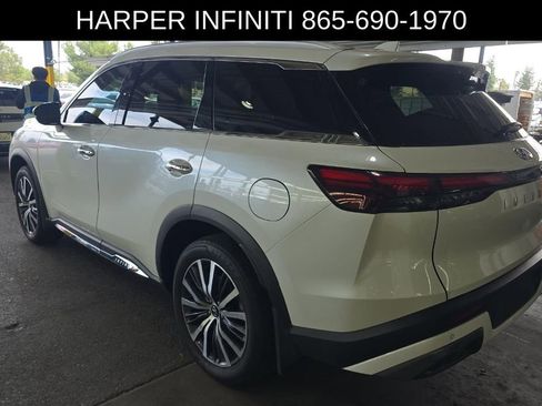 Used 2023 INFINITI QX60 Sensory w/ Vision Package image 2