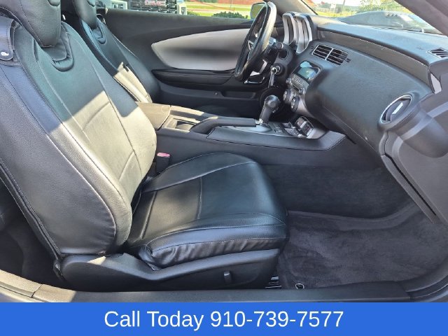Used 2010 Chevrolet Camaro LT RWD image 31