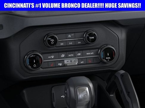 New 2025 Ford Bronco Big Bend w/ Black Diamond Package AWD/4WD image 16