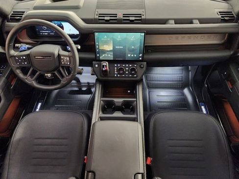 New 2026 Land Rover Defender 110 OCTA image 4