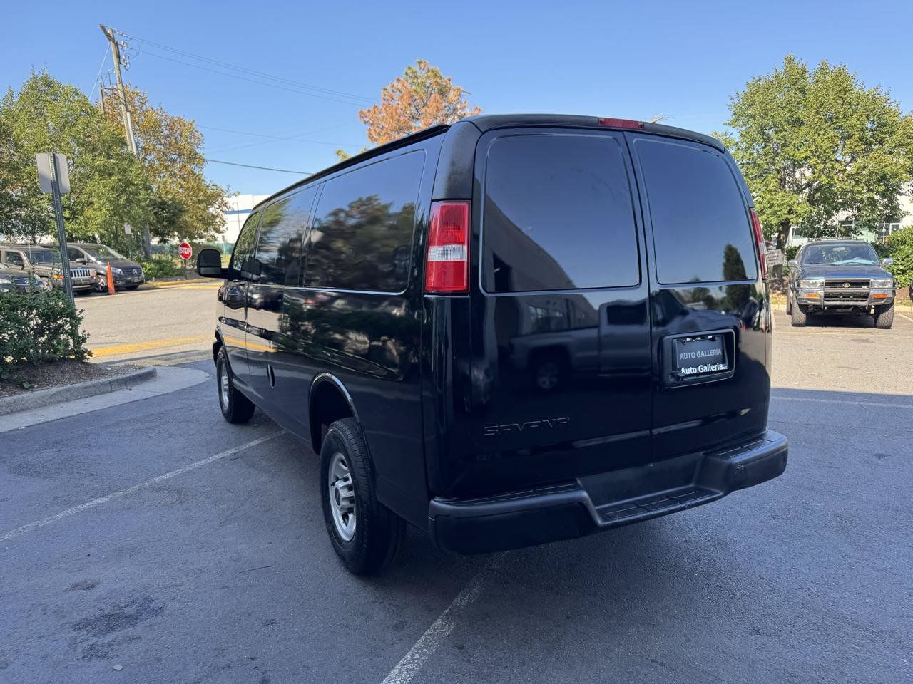 Used 2020 GMC Savana 2500 RWD image 20