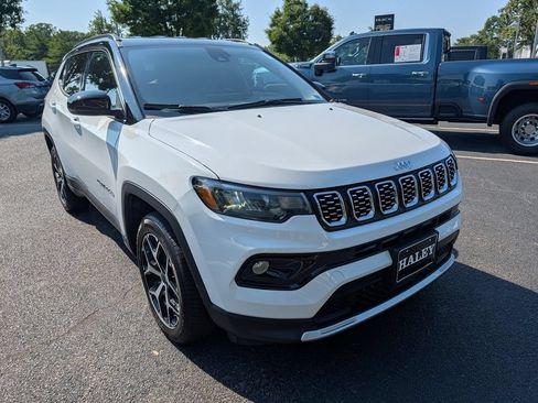 Used 2025 Jeep Compass Limited AWD/4WD image 1