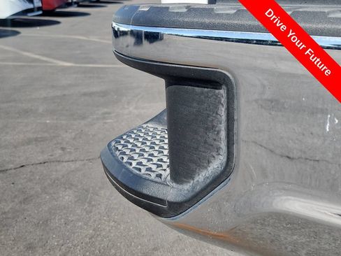 Used 2026 GMC Sierra 1500 SLT RWD image 26