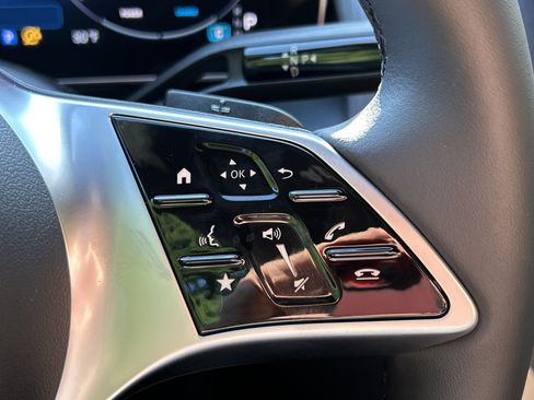 New 2026 Mercedes-Benz GLC 300 image 27