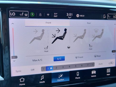 Used 2025 Chrysler Pacifica Select FWD image 33