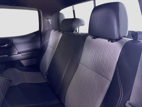 Used 2021 Toyota Tacoma TRD Sport AWD/4WD image 23
