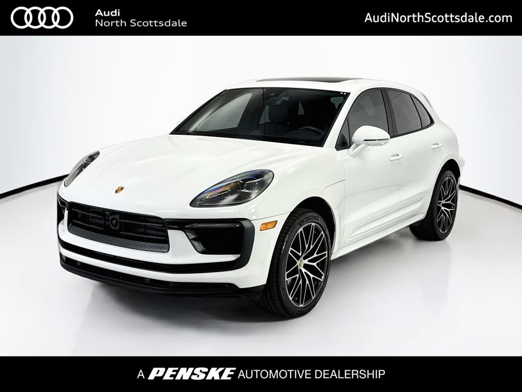 Used 2023 Porsche Macan AWD/4WD image 1
