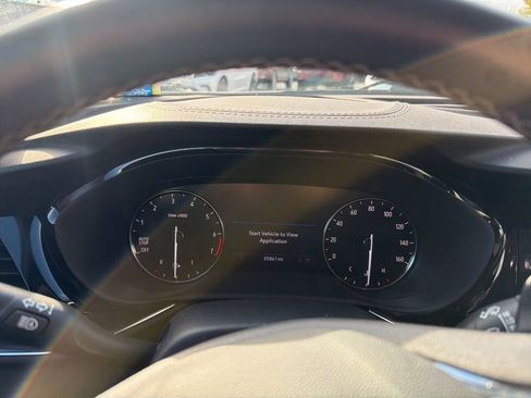 Used 2023 Buick Envision Preferred w/ Sport Touring Package image 3