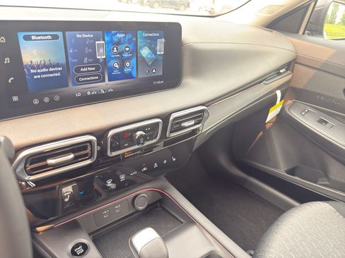 New 2026 Nissan Sentra SV w/ SV Convenience Package FWD image 20