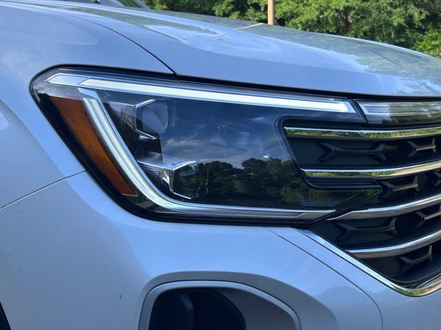 New 2026 Volkswagen Atlas SE FWD image 3