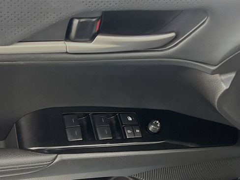 Used 2025 Toyota Camry XSE FWD image 17