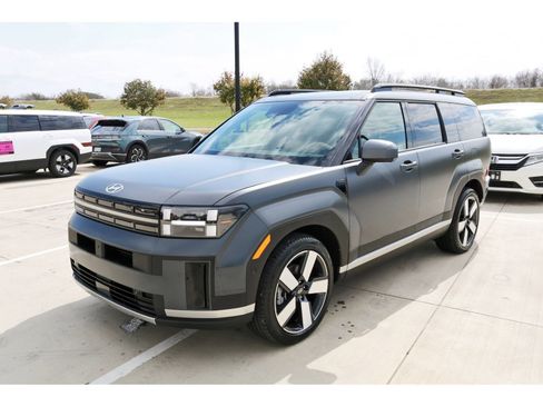 Certified 2025 Hyundai Santa Fe Limited image 4