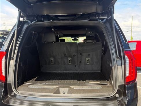 Used 2021 GMC Yukon XL AT4 w/ AT4 Premium Plus Package AWD/4WD image 39