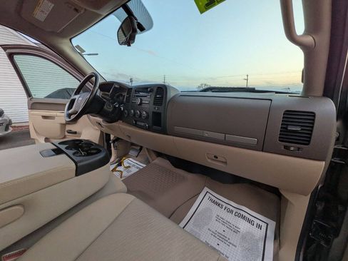 Used 2013 GMC Sierra 2500 SLE w/ Convenience Package image 18