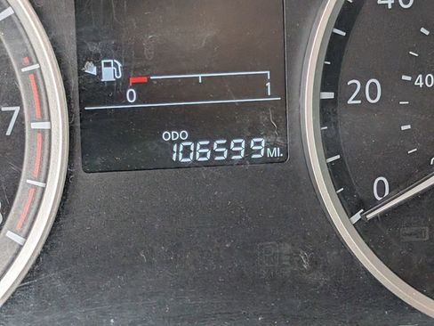 Used 2019 Nissan Kicks S image 14