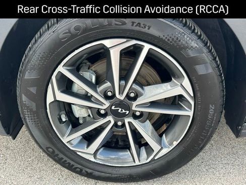 Used 2023 Kia Forte LXS w/ LXS Technology Package image 14