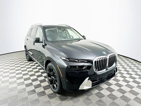 Used 2025 BMW X7 xDrive40i w/ Premium Package image 1