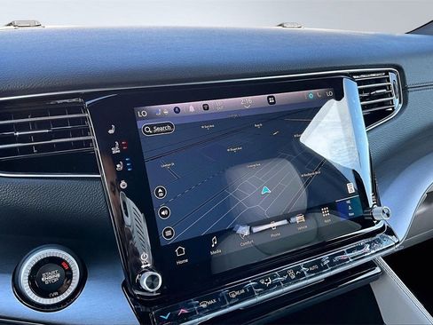 New 2026 Jeep Grand Wagoneer 2WD image 9